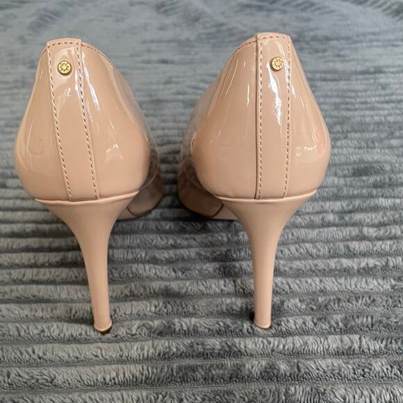 BCBGeneration Heidi Pumps Womens 7.5B Classic Pointed-Toe Heels Tan Pumps - Picture 4 of 7